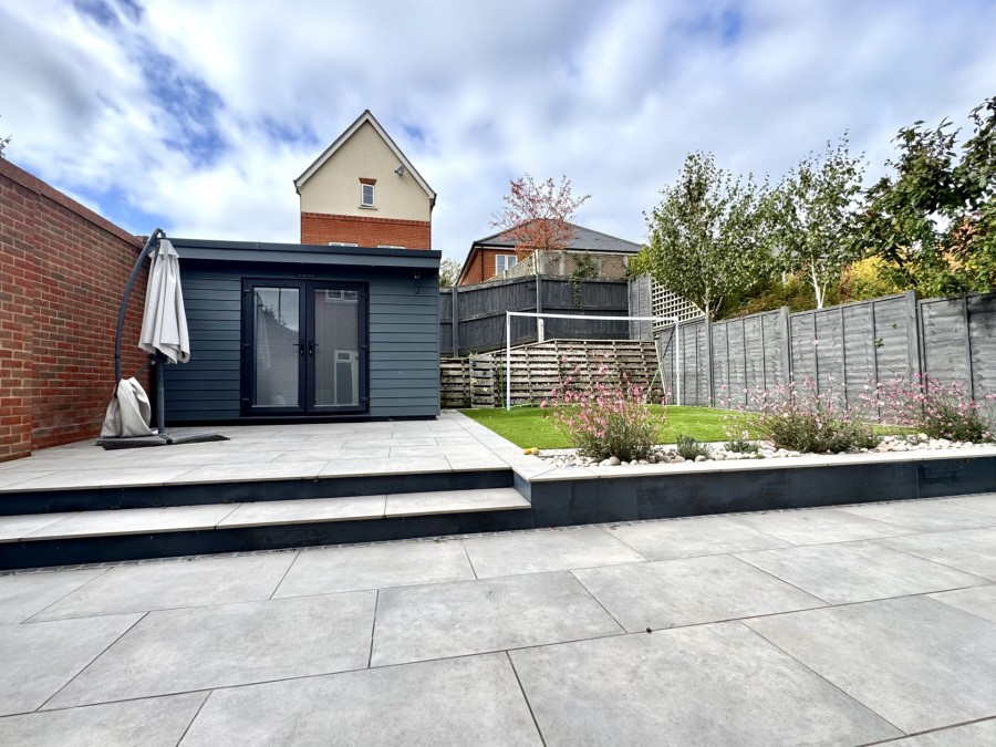 Images for Baldwin Close, Hartley Wintney