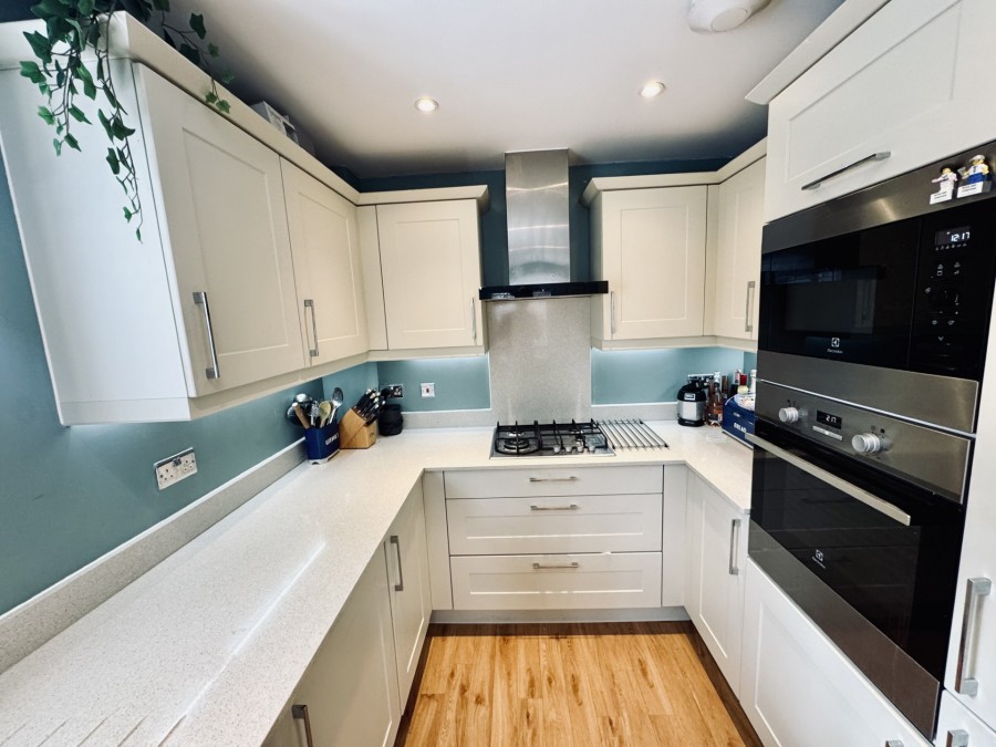 Images for Baldwin Close, Hartley Wintney