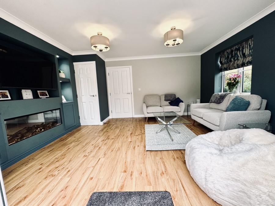 Images for Baldwin Close, Hartley Wintney