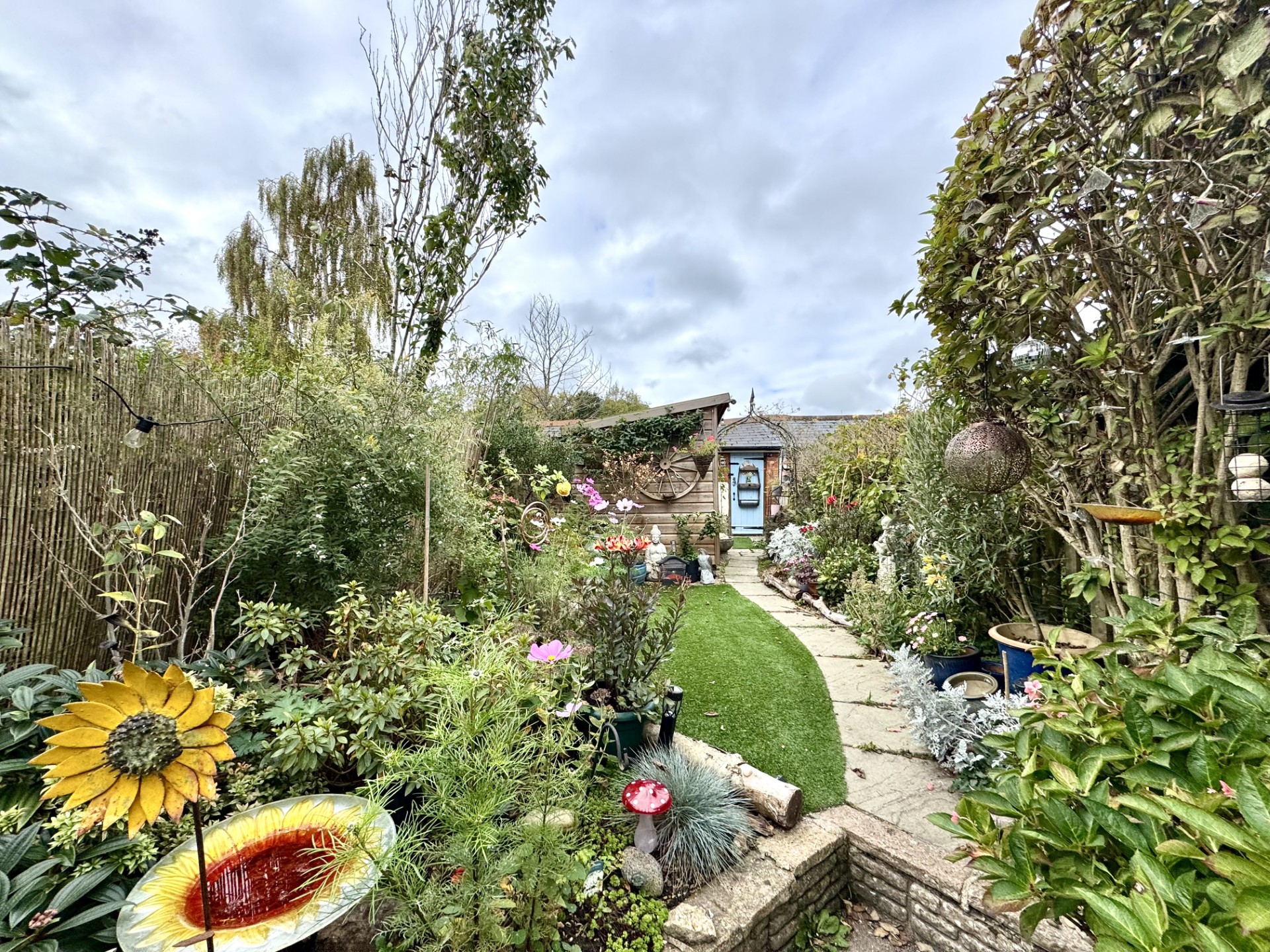 Images for Hunts Cottages, Hunts Common, Hartley Wintney