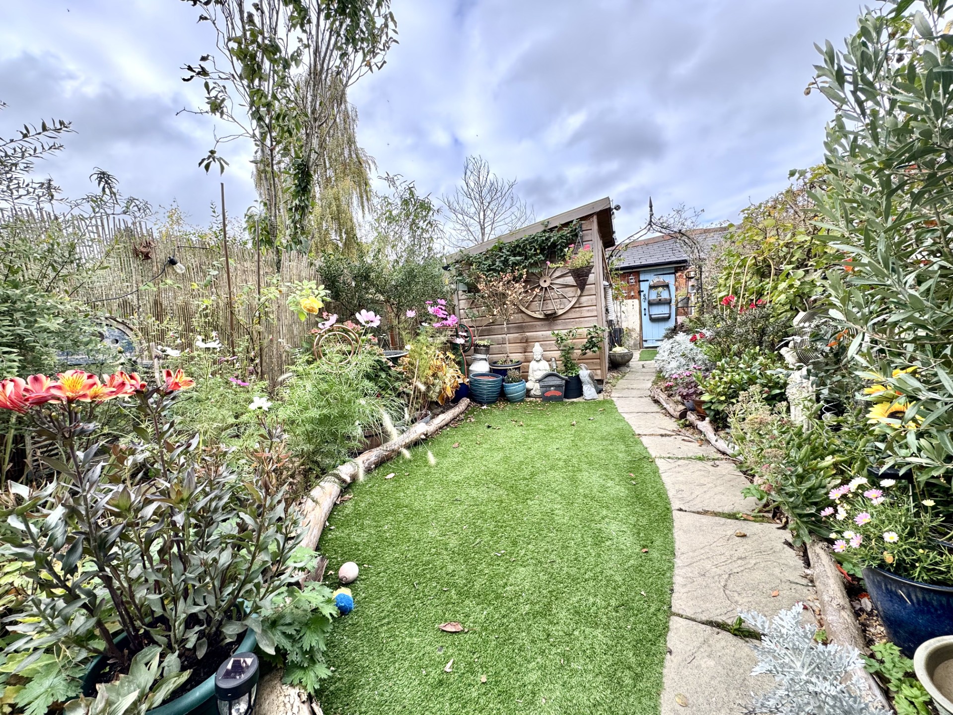 Images for Hunts Cottages, Hunts Common, Hartley Wintney