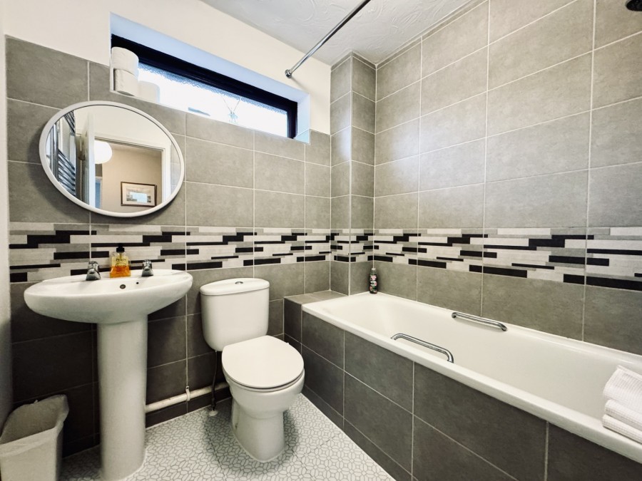 Images for Church View, Hartley Wintney