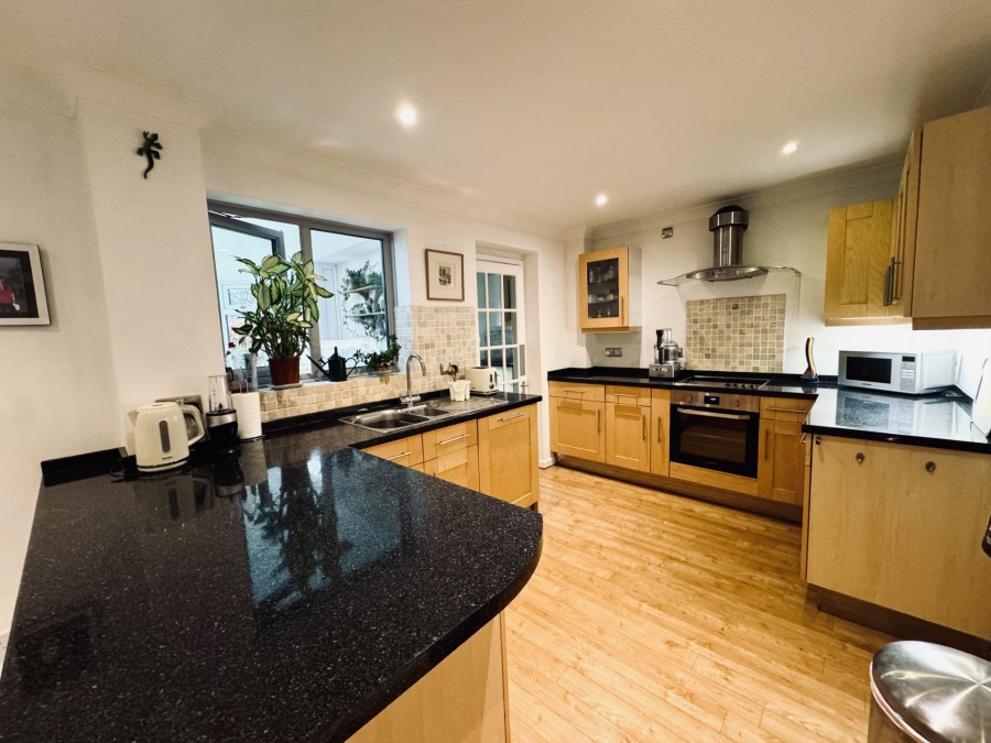 Images for Church View, Hartley Wintney