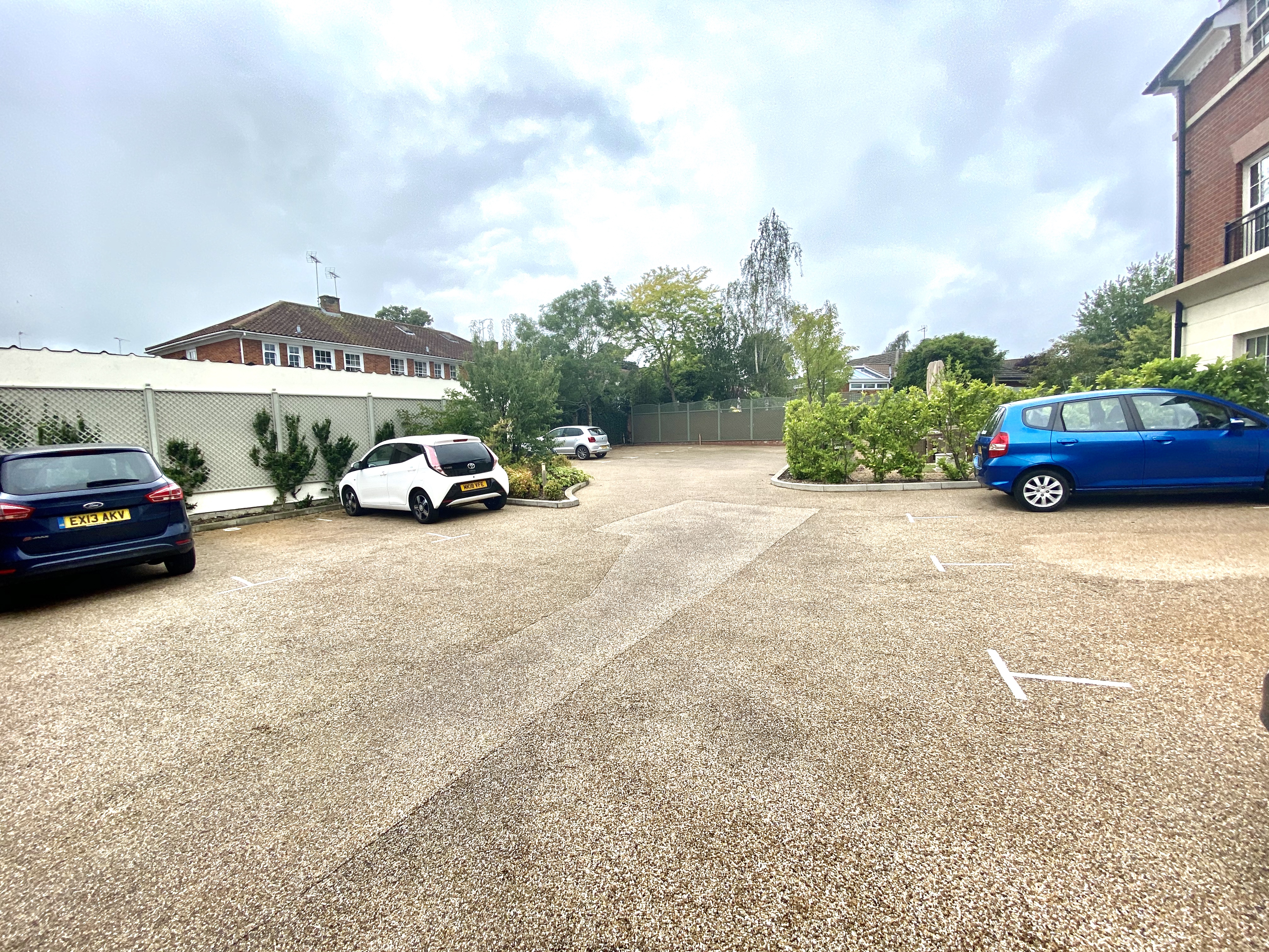 Images for Fleur De Lis, Dairy Walk, Hartley Wintney