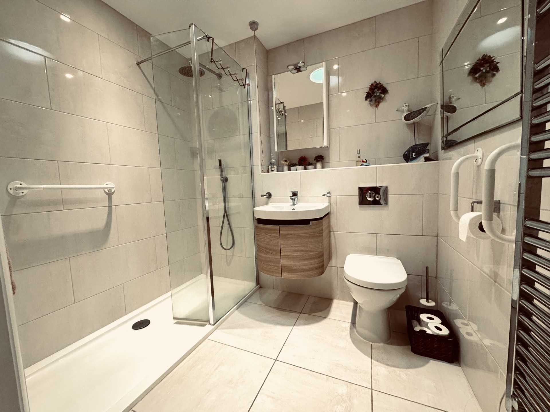 Images for Fleur De Lis, Dairy Walk, Hartley Wintney