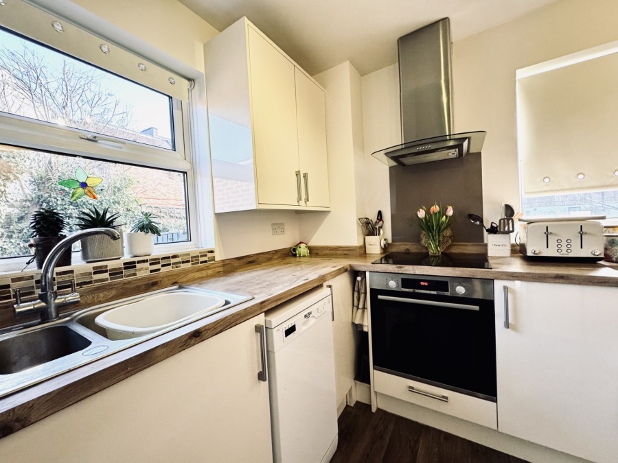 Images for High Street, Hartley Wintney