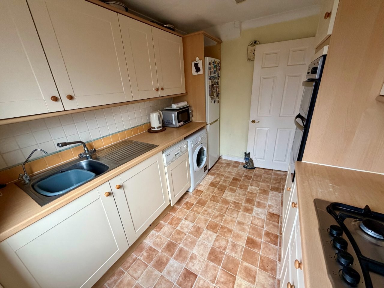 Images for Brighton Hill, Basingstoke