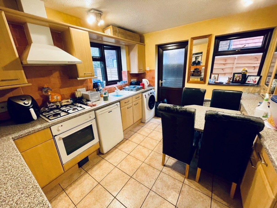 Images for Lychpit, Basingstoke