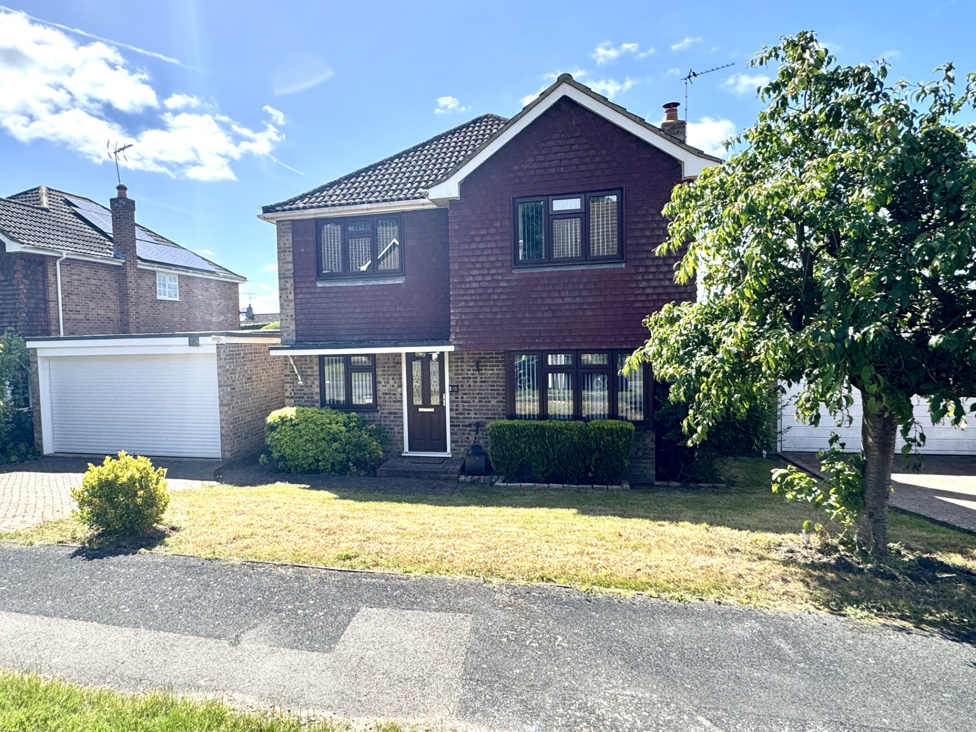 Images for Trefoil Close, Hartley Wintney