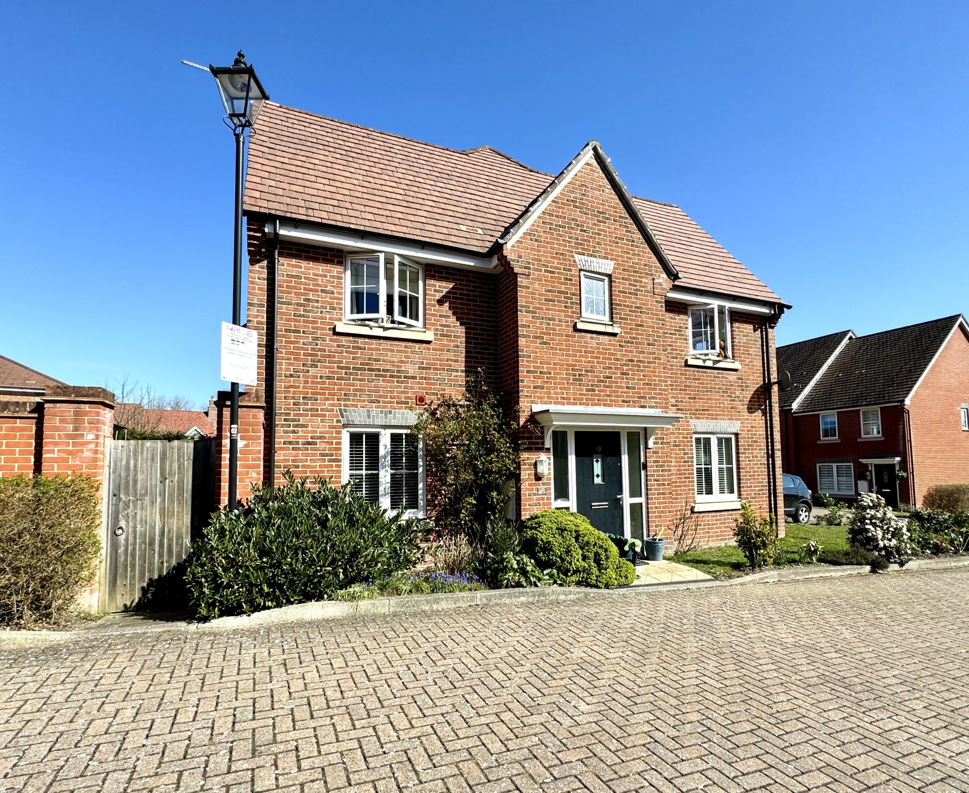 Images for Vaughan Close, Hartley Wintney