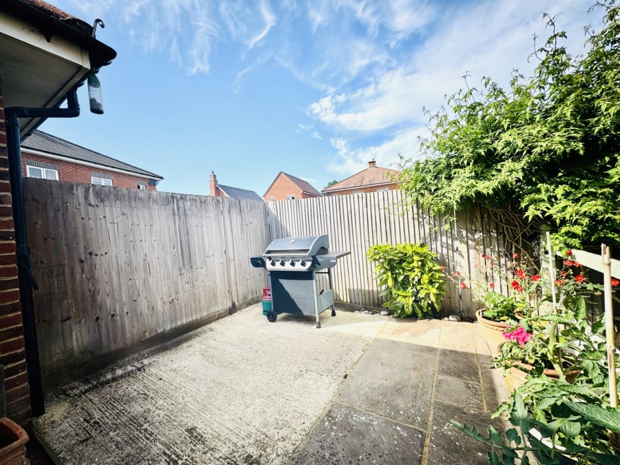 Images for Vaughan Close, Hartley Wintney