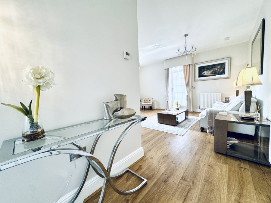 Images for Monachus House, High Street, Hartley Wintney