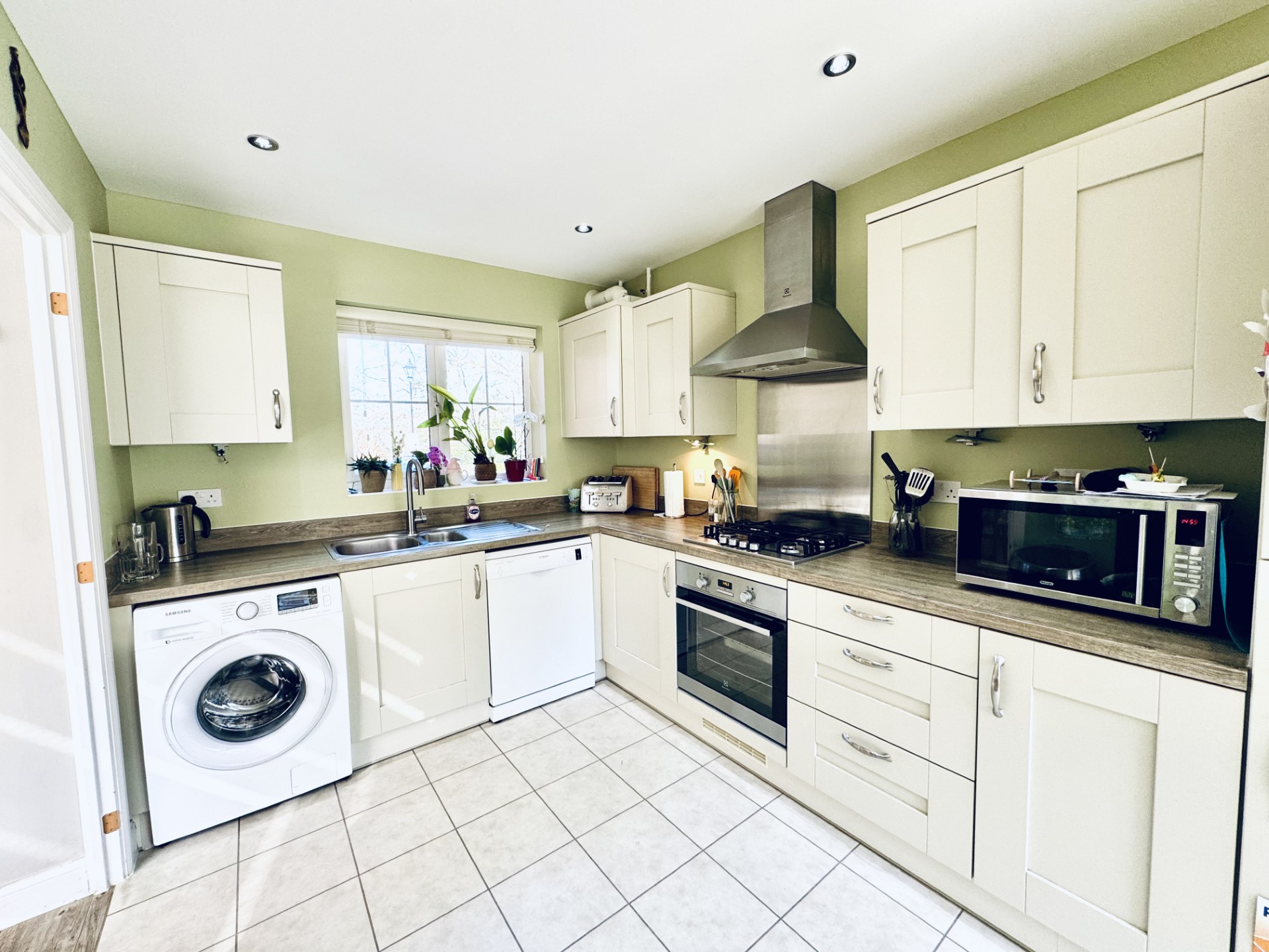 Images for The Orchard, Hartley Wintney