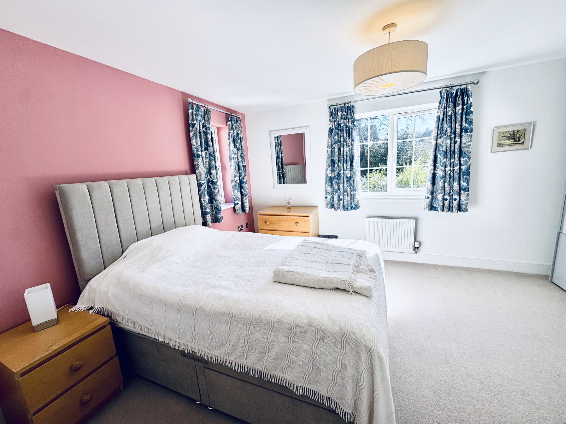 Images for Chestnut Gardens, Hartley Wintney