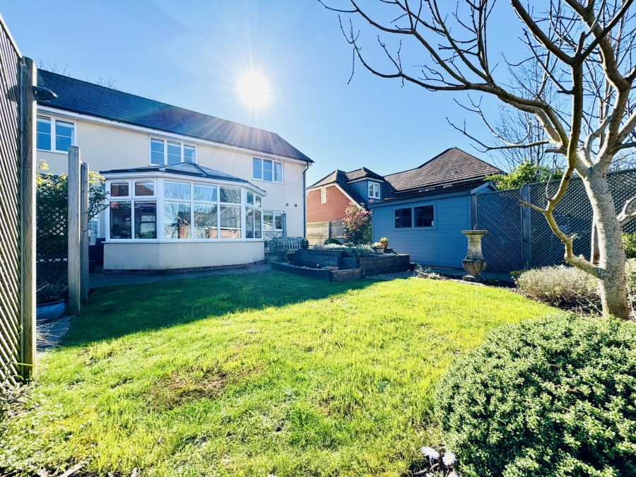 Images for Chestnut Gardens, Hartley Wintney