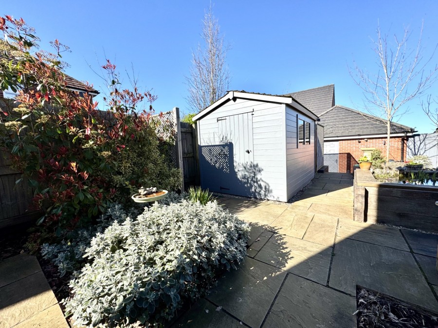 Images for Chestnut Gardens, Hartley Wintney