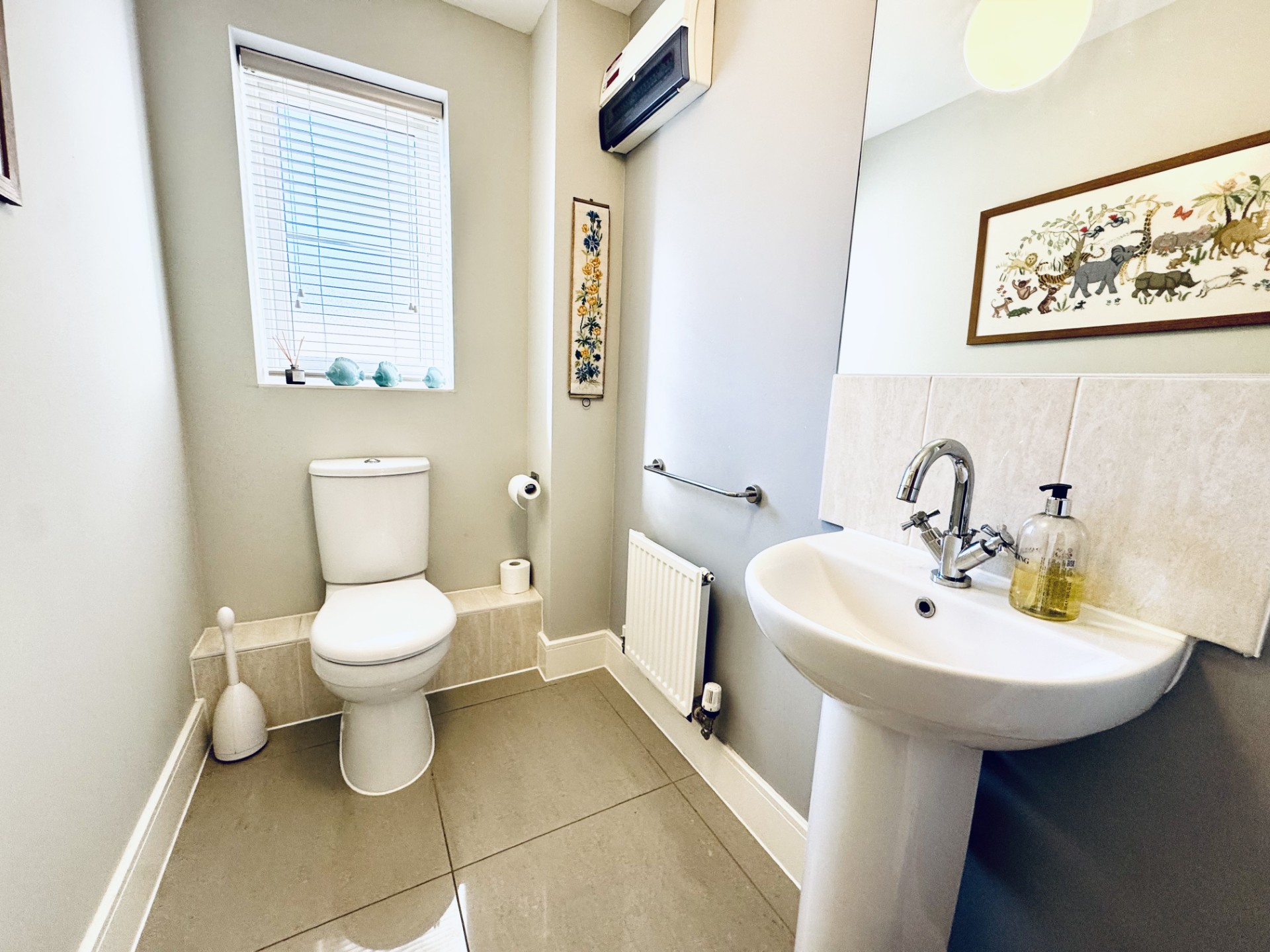 Images for Chestnut Gardens, Hartley Wintney