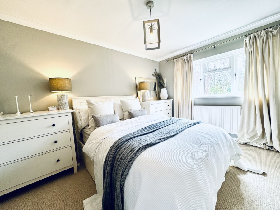 Images for Meadow Lane, Hartley Wintney