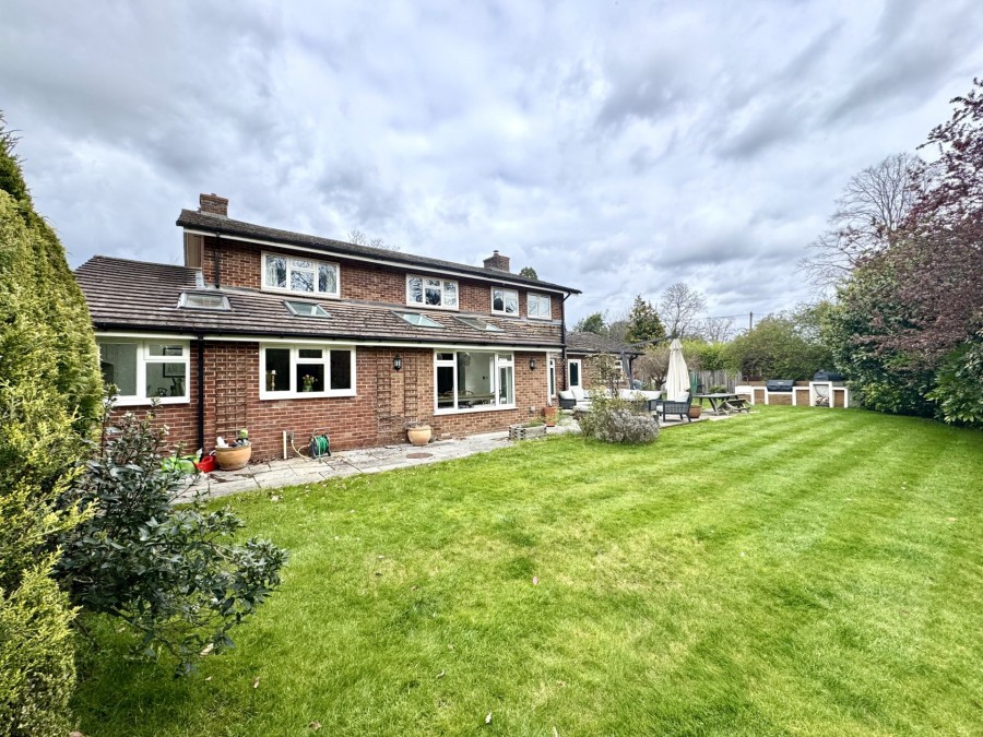 Images for Meadow Lane, Hartley Wintney