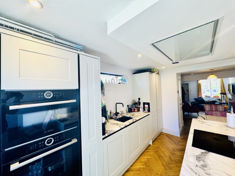 Images for Oaklands, Hartley Wintney