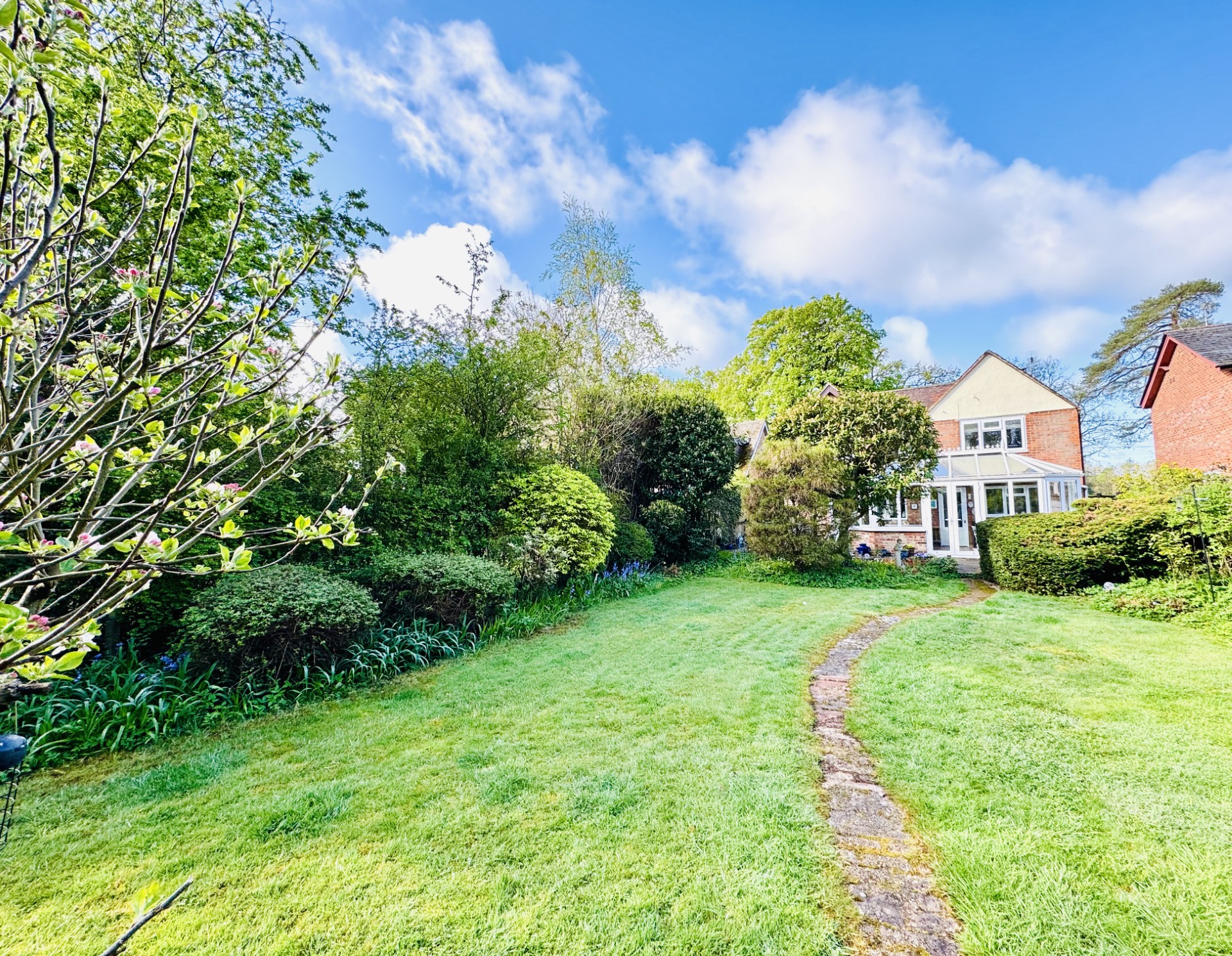 Images for New Mill Lane, Eversley