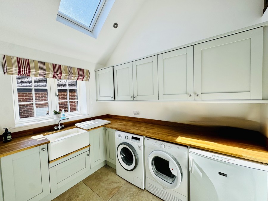 Images for Hazeley Bottom, Hartley Wintney