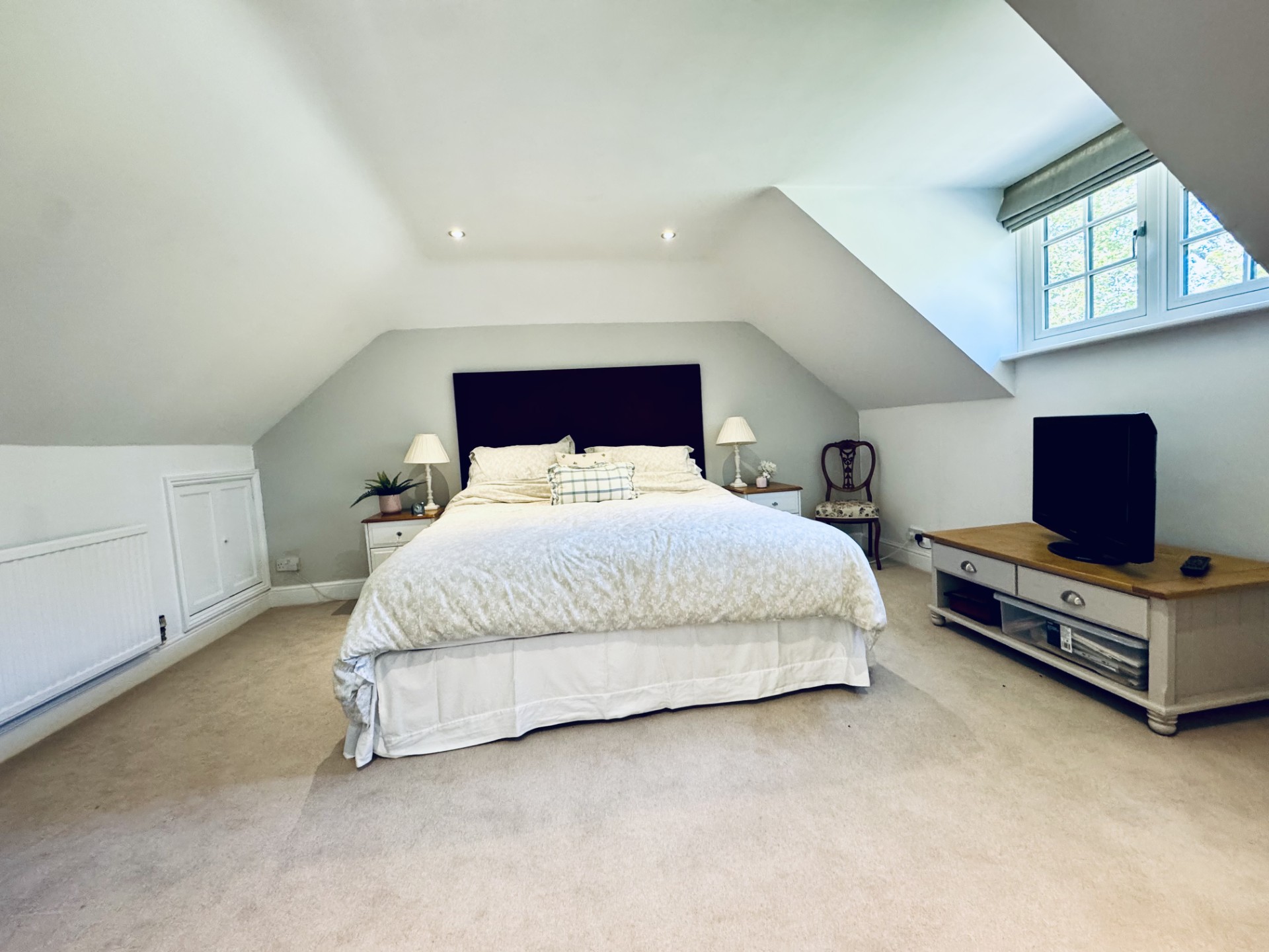 Images for Hazeley Bottom, Hartley Wintney
