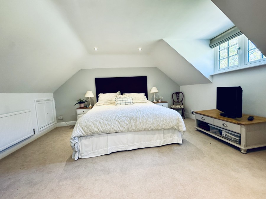 Images for Hazeley Bottom, Hartley Wintney