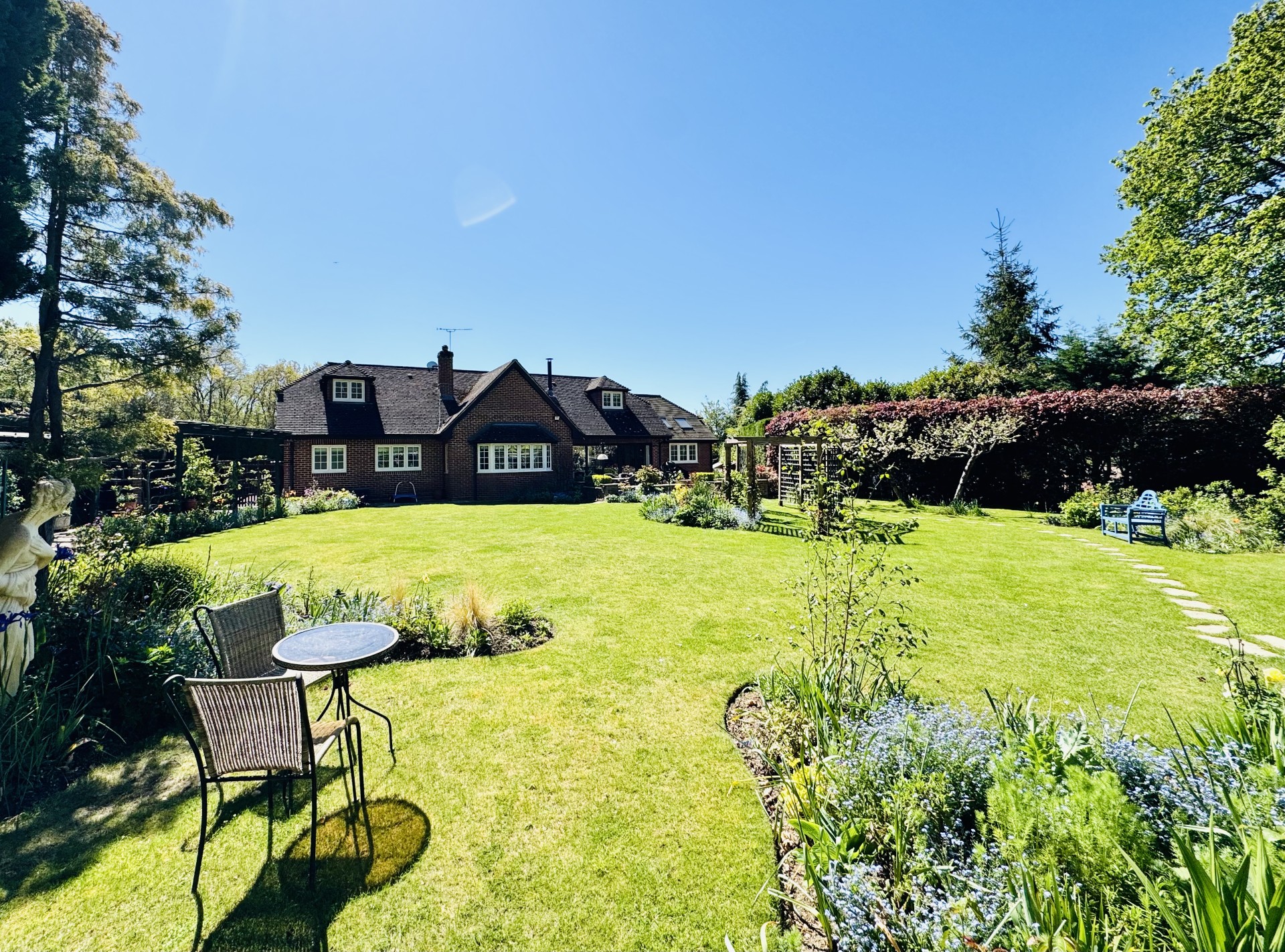 Images for Hazeley Bottom, Hartley Wintney