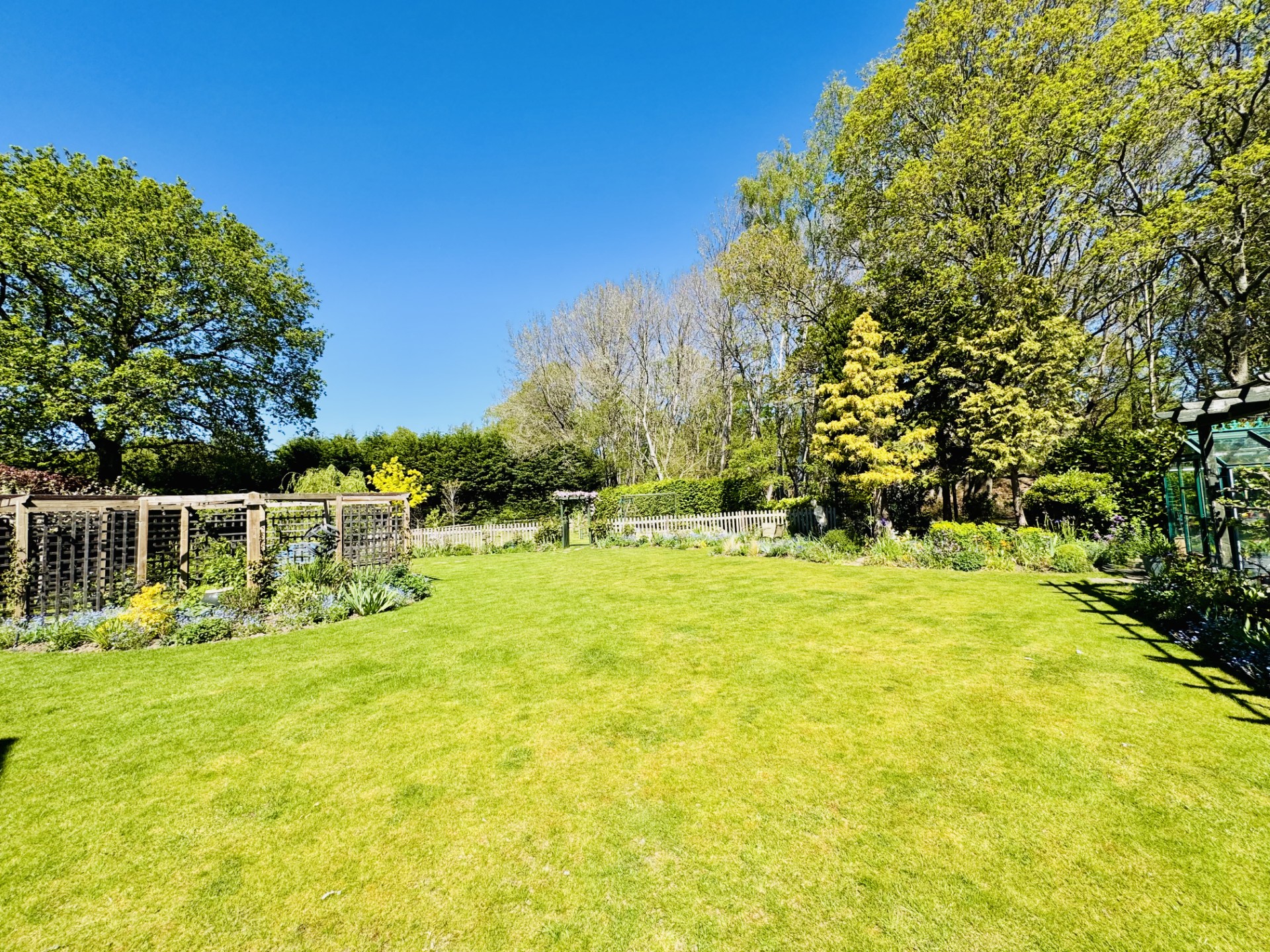 Images for Hazeley Bottom, Hartley Wintney