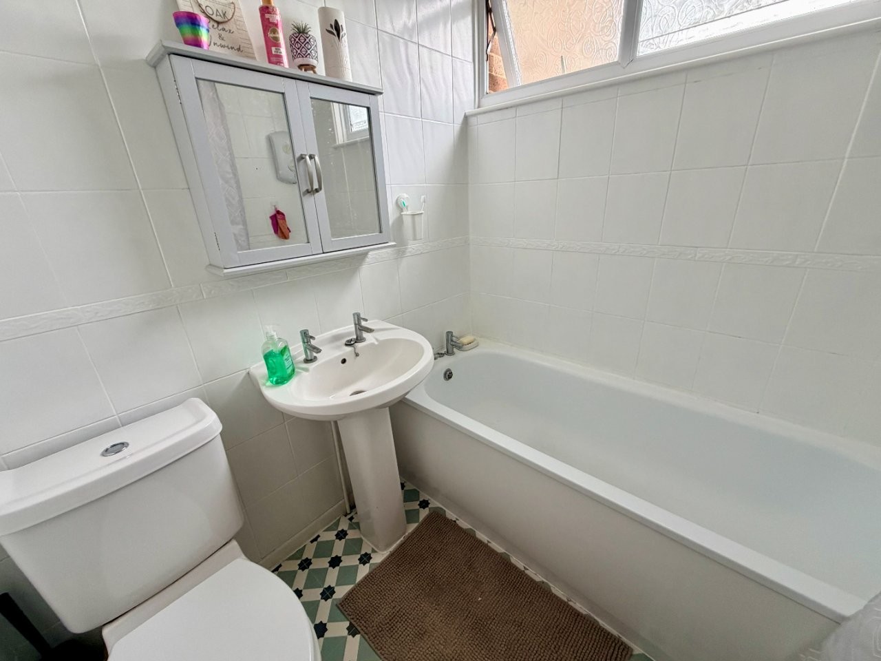 Images for Oakridge, Basingstoke