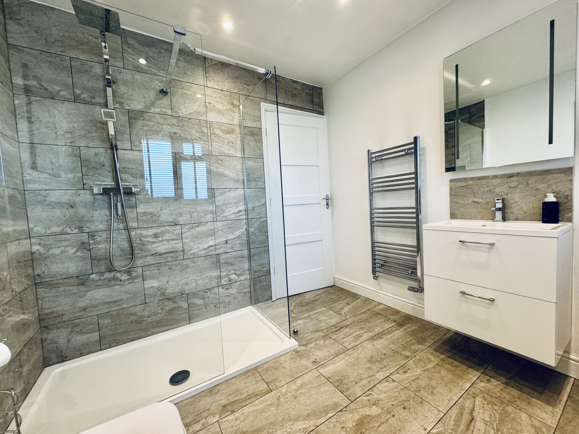 Images for Reading Road, Finchampstead, Wokingham
