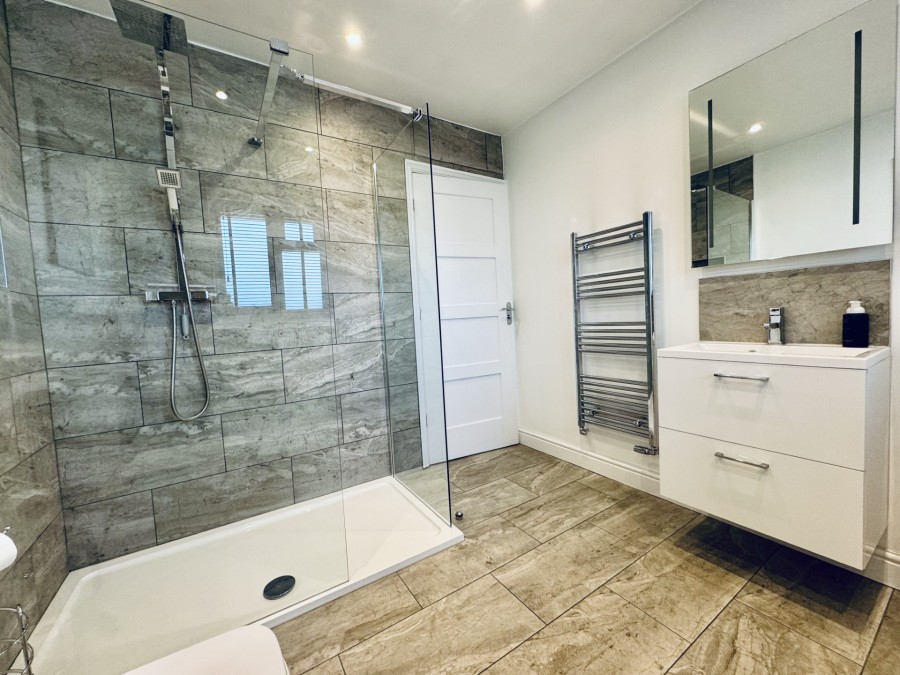 Images for Reading Road, Finchampstead, Wokingham