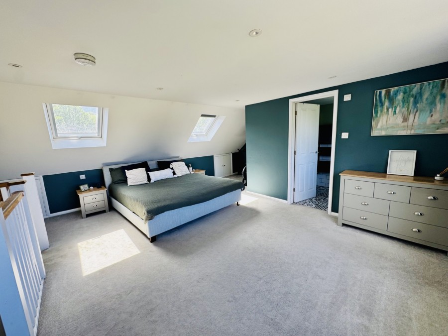 Images for Weir Road, Hartley Wintney