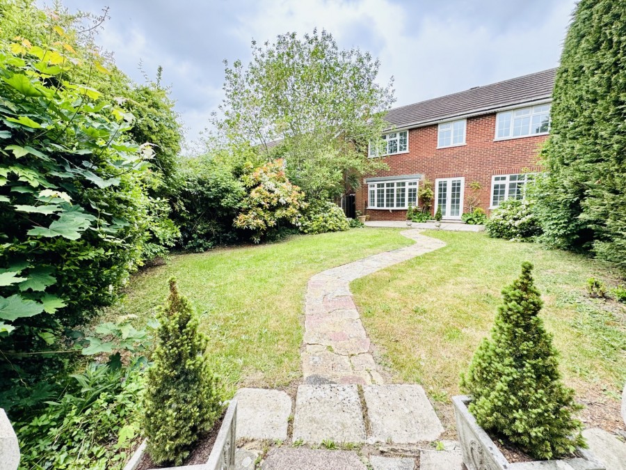 Images for Bracknell Lane, Hartley Wintney