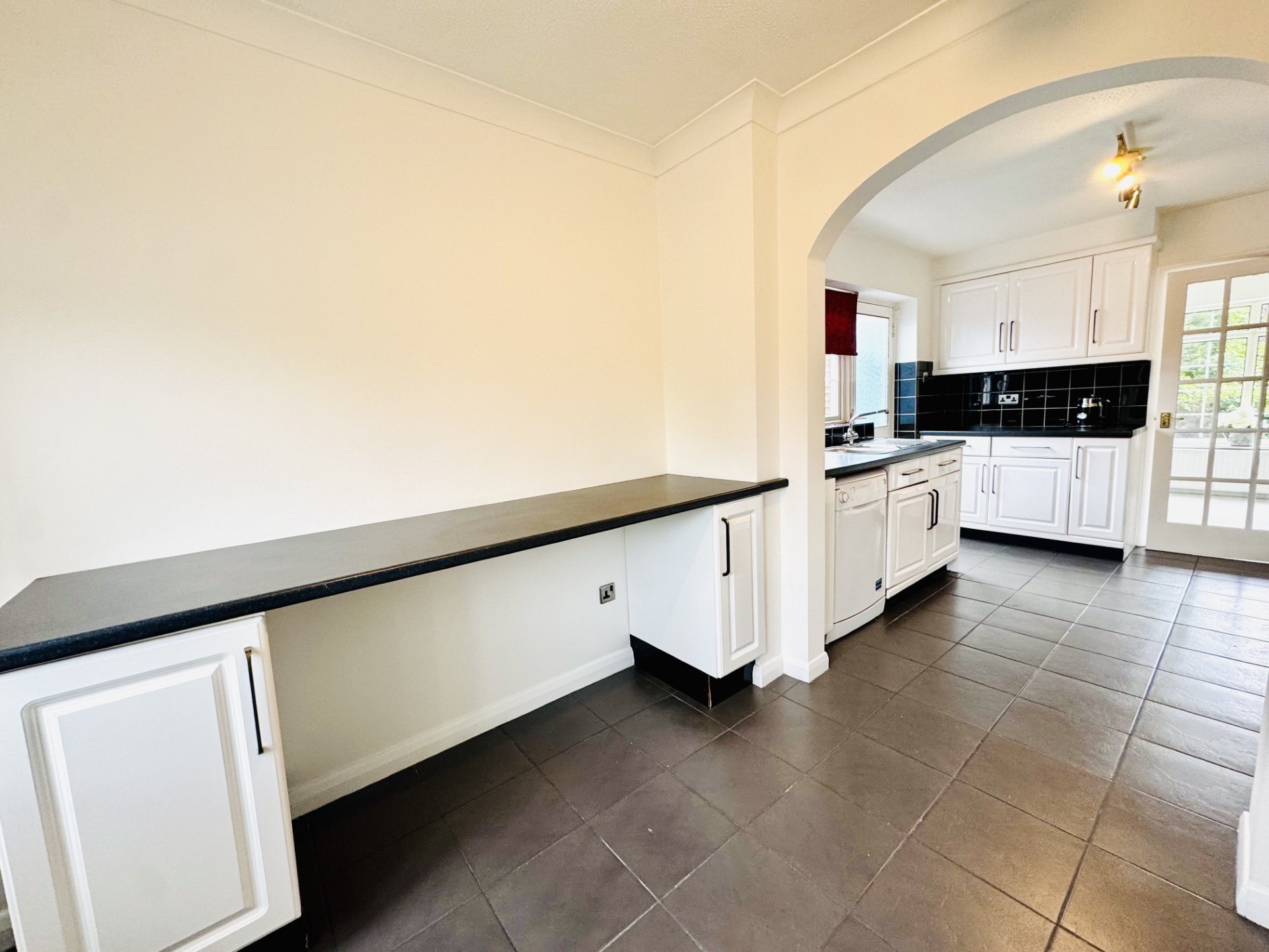 Images for Bracknell Lane, Hartley Wintney