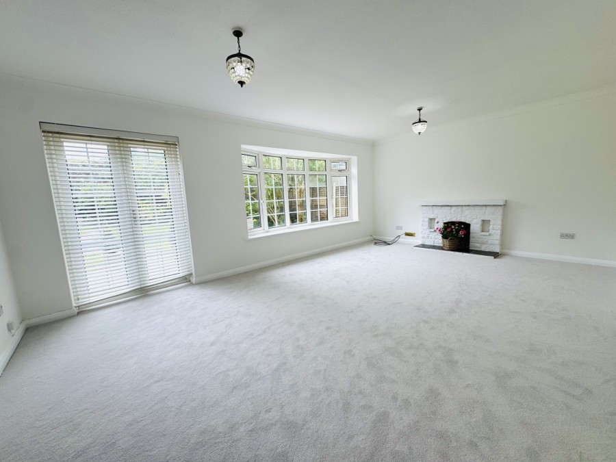 Images for Bracknell Lane, Hartley Wintney