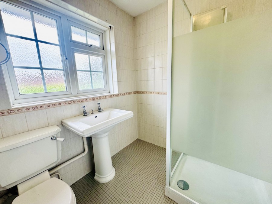 Images for Bracknell Lane, Hartley Wintney