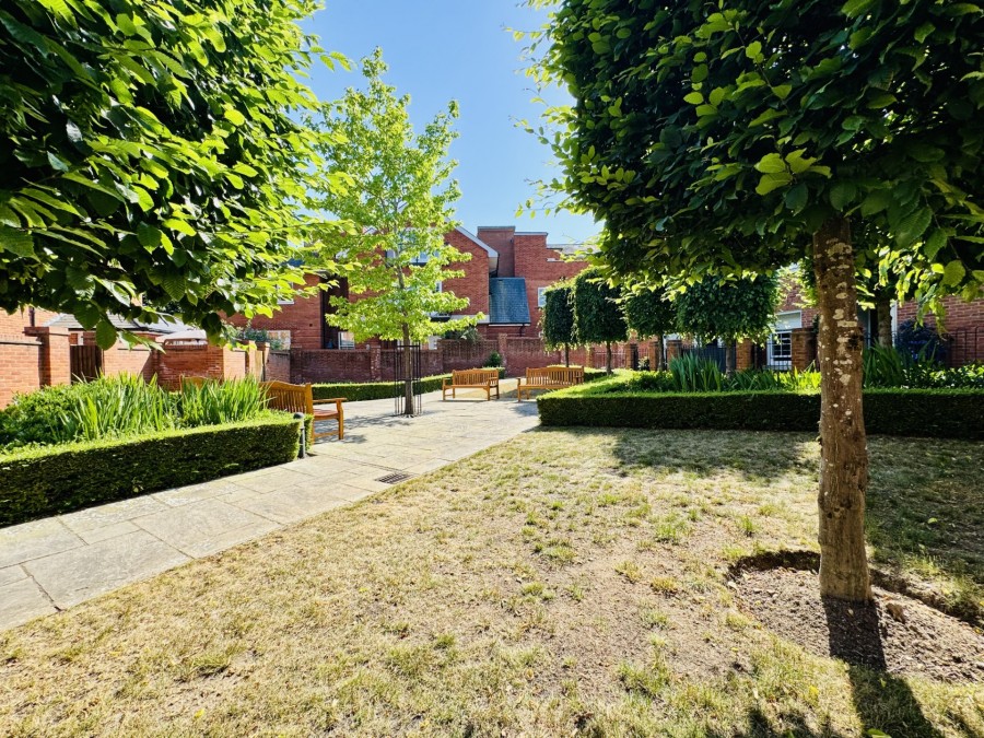 Images for Monachus Row, Hartley Wintney