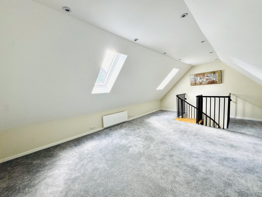 Images for Mead Gardens, Hartley Wintney