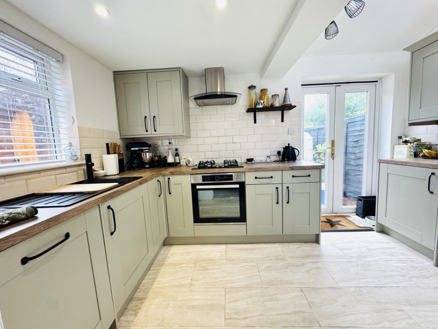 Images for East View Cottages, London Road, Hartley Wintney