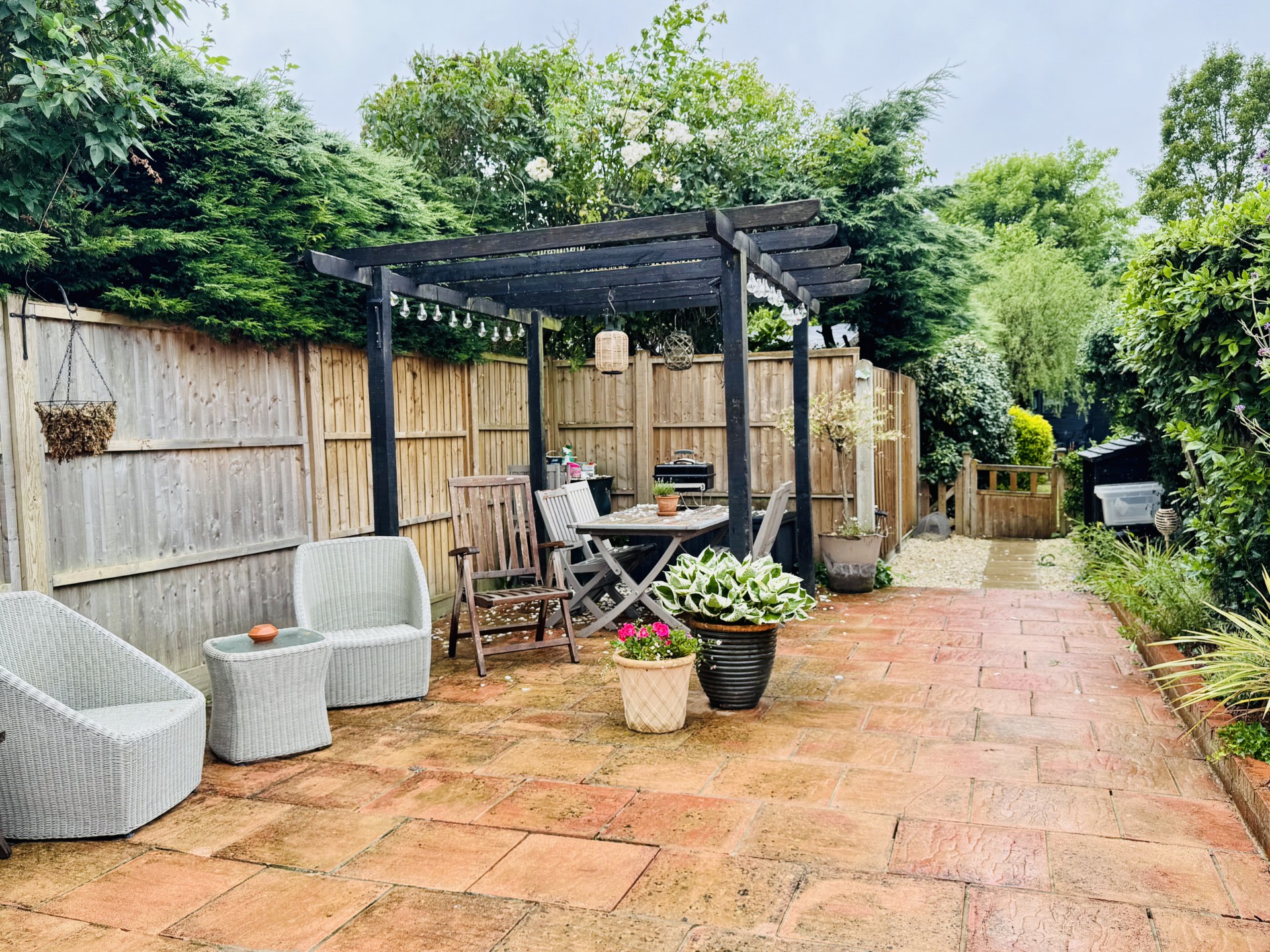 Images for East View Cottages, London Road, Hartley Wintney