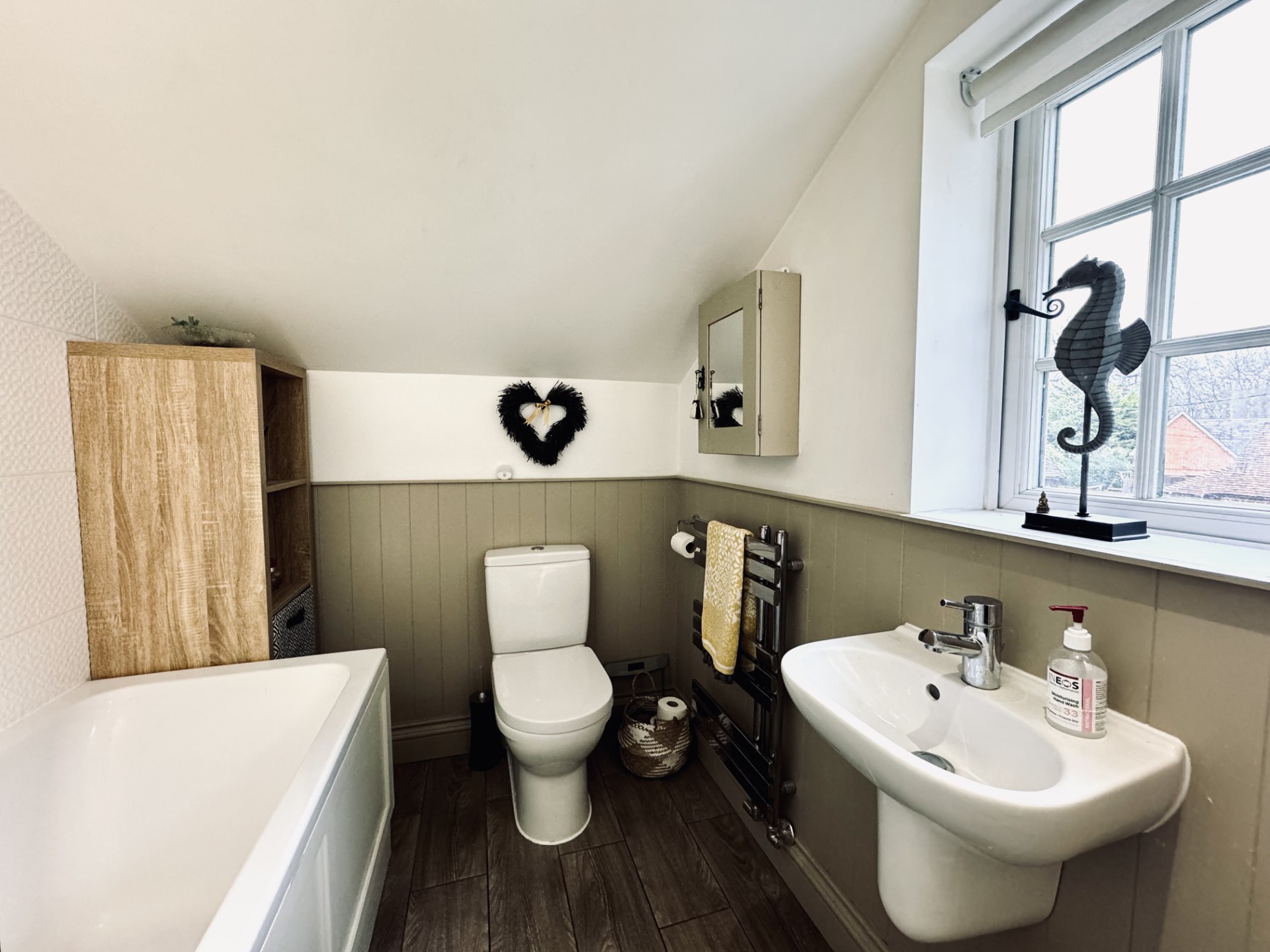 Images for East View Cottages, London Road, Hartley Wintney