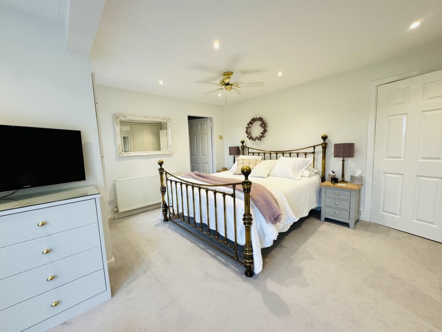 Images for Tarrant Gardens, Hartley Wintney