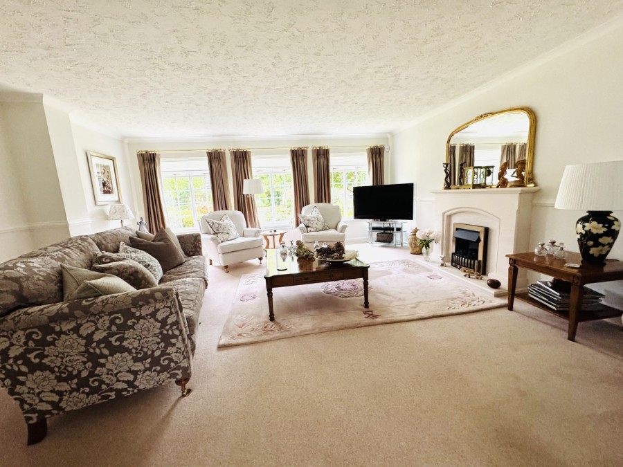 Images for Tarrant Gardens, Hartley Wintney