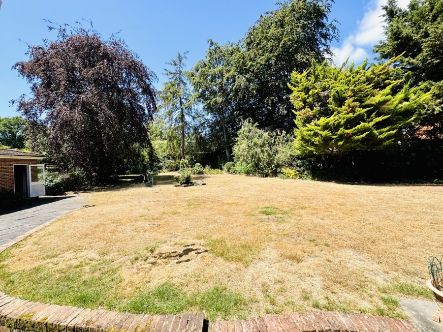 Images for Meadow Lane, Hartley Wintney