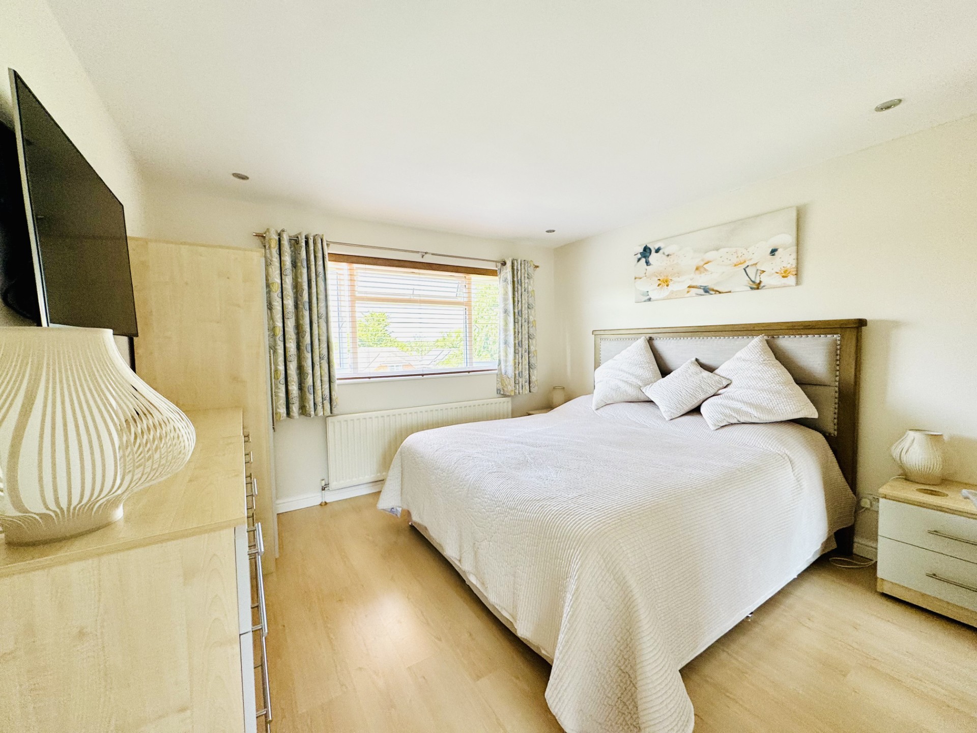 Images for Iris Close, Kempshott, Basingstoke