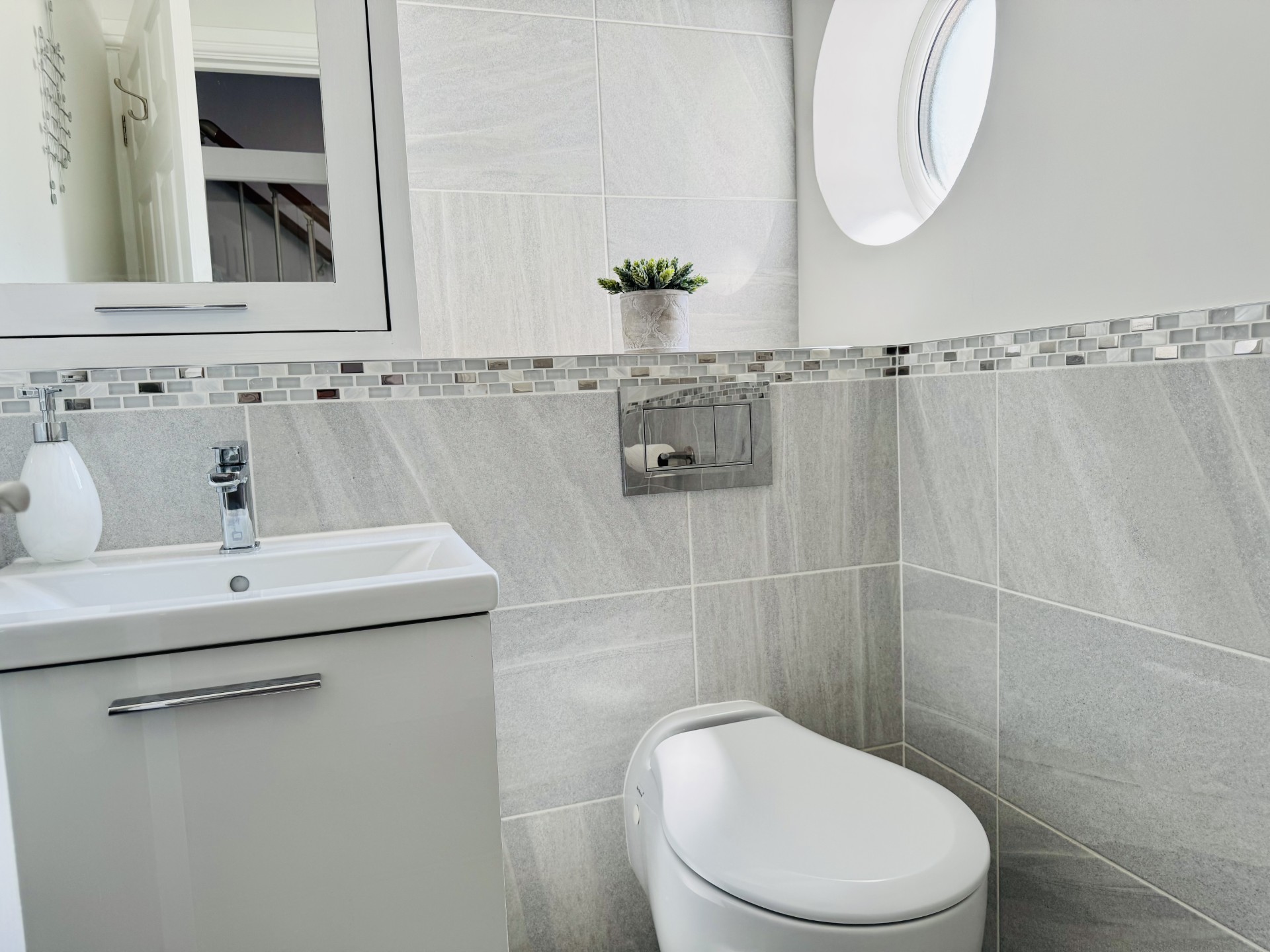 Images for Iris Close, Kempshott, Basingstoke